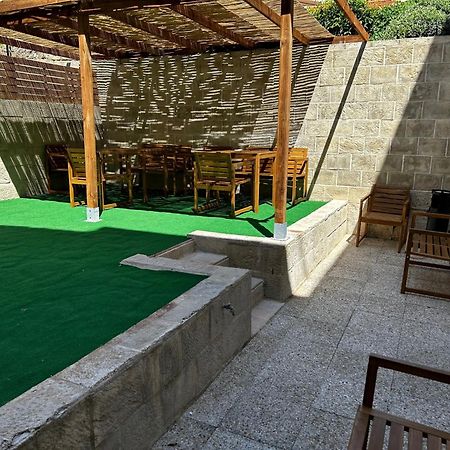 Bohobos Hostel Antibes Esterno foto