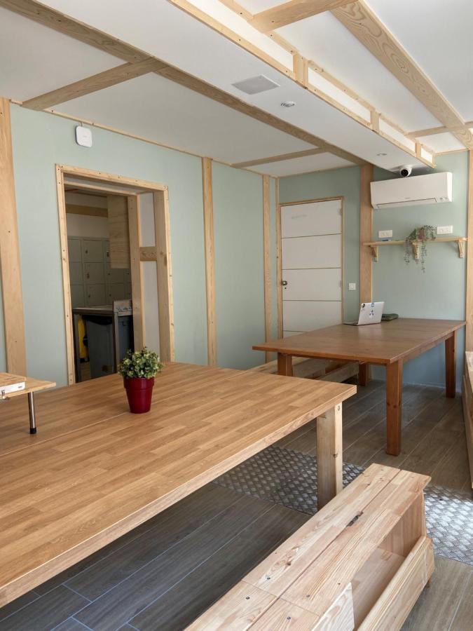 Bohobos Hostel Antibes Esterno foto